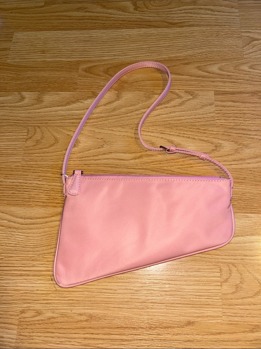 Aupen Repurpose Nylon Rouxe bag in Camellia, NWT